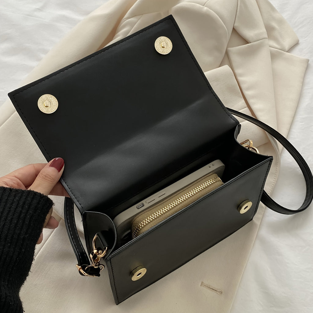 Черна минималистична мини квадратна чанта през рамо