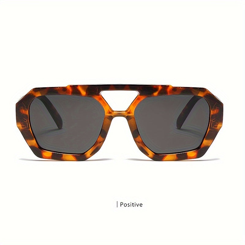 Шикозни ретро-вдъхновени квадратни модни очила за жени